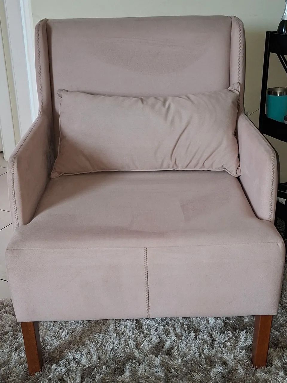 POLTRONA PARA SALA OU QUARTO