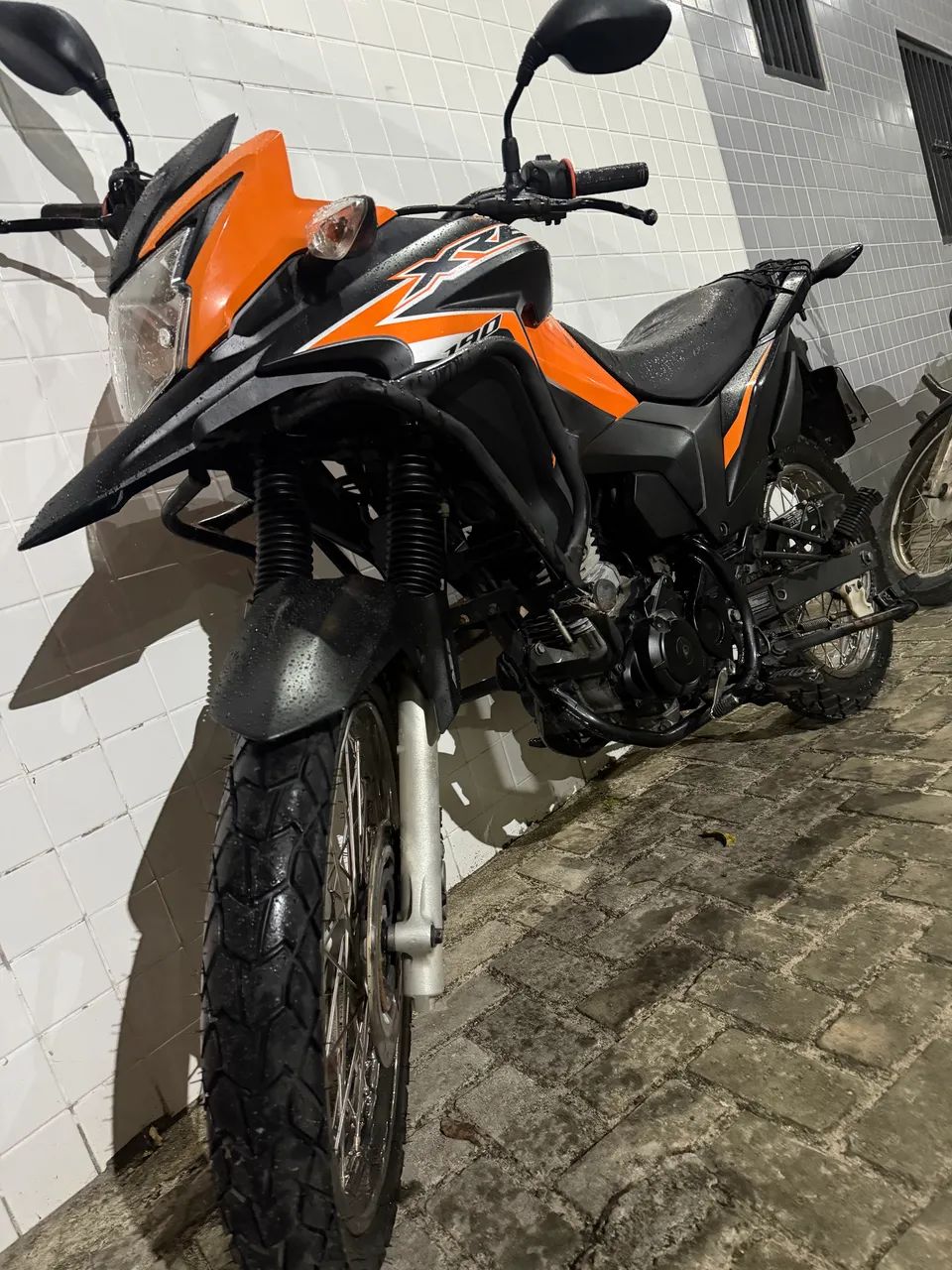 XRE 190 2019