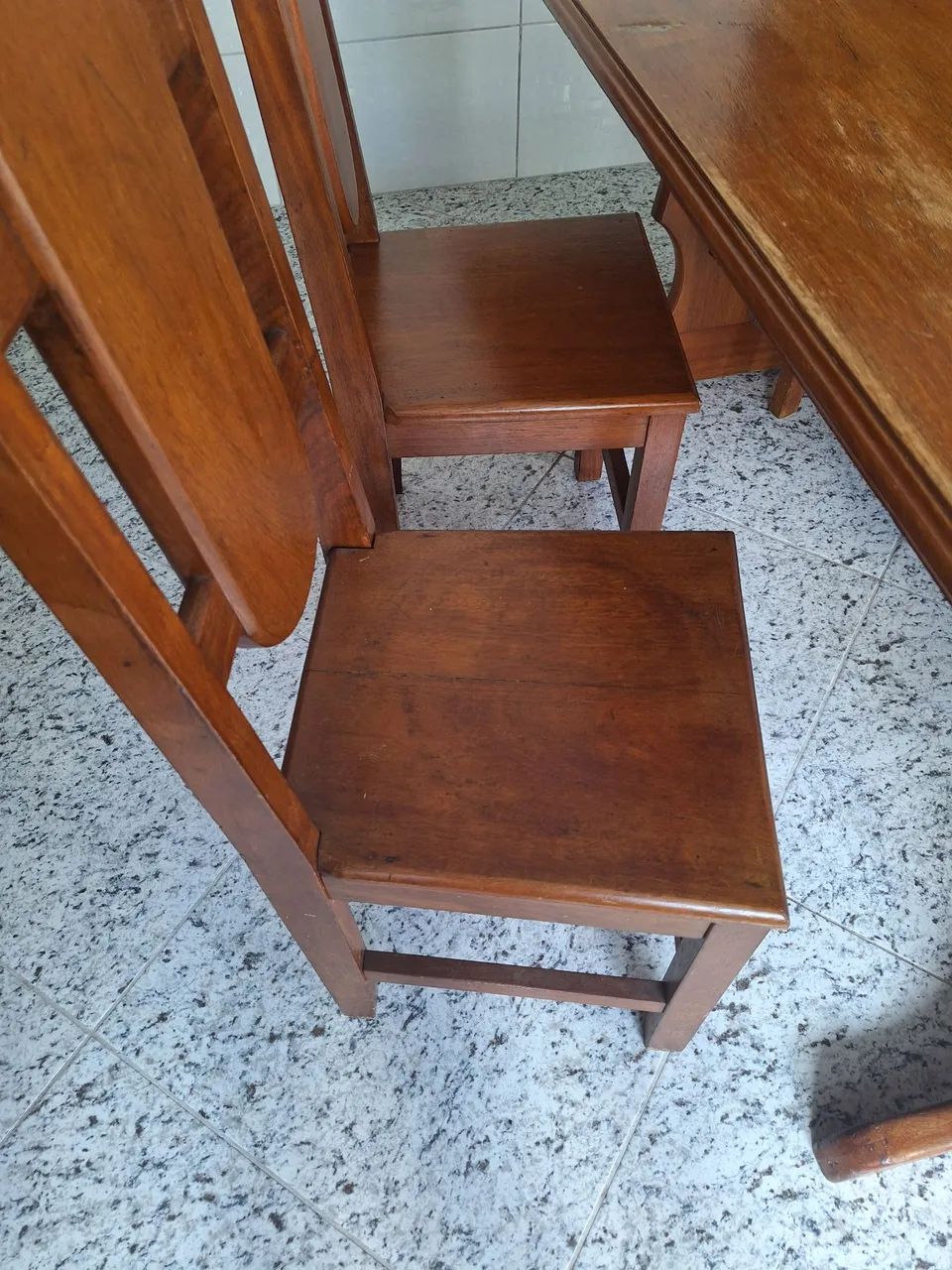 Mesa e 4 cadeiras - Foto 4