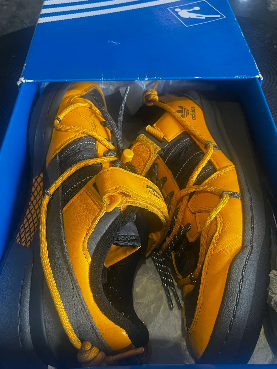 ADIDAS FÓRUM 84 CAMP LOW  - Foto 3