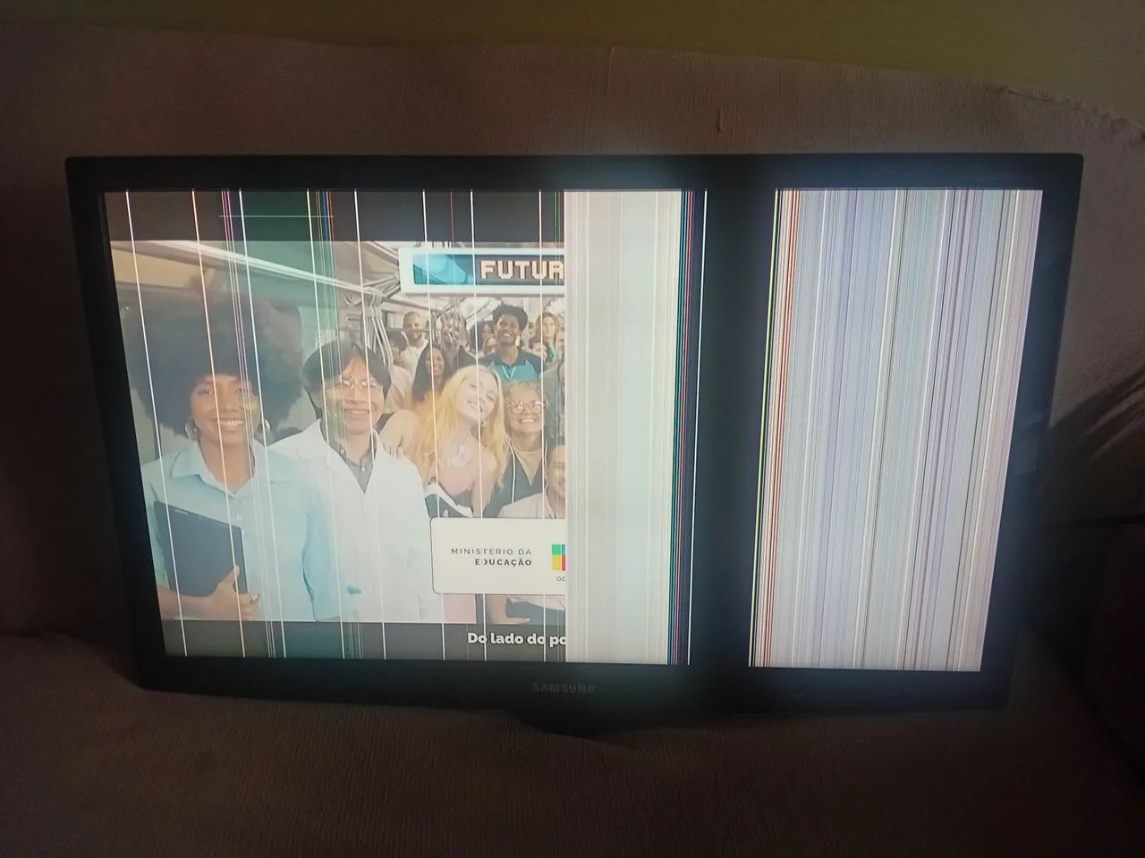 TV Samsung 30 pol c/ defeito usada - Foto 5
