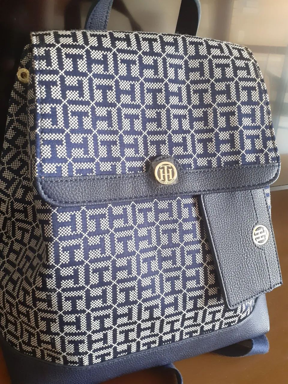 Mochila Tommy Hilfiger nova 