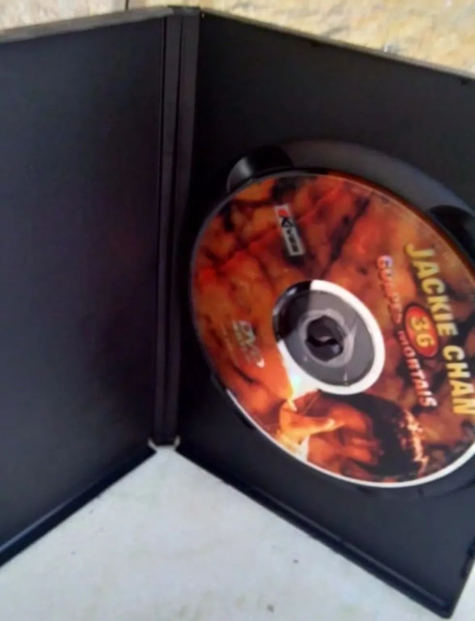 36 golpes mortais filme com Jackie Chan - Foto 3