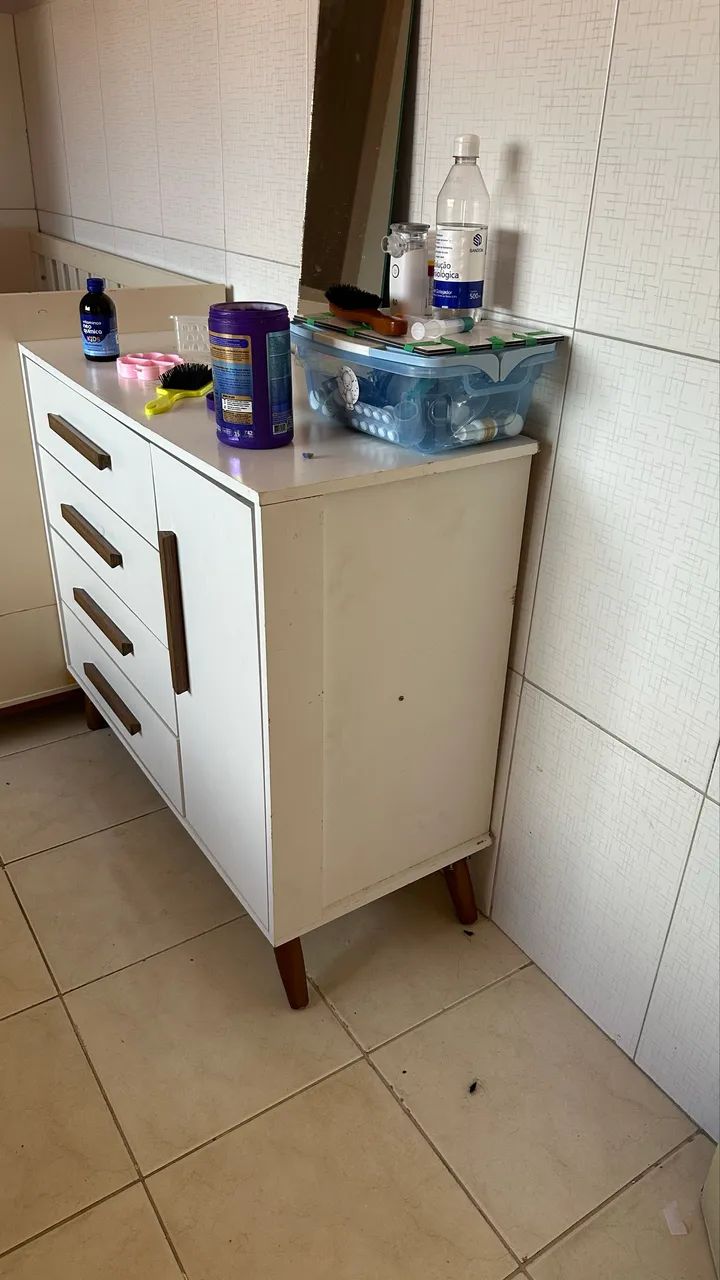 Cômoda retrô 