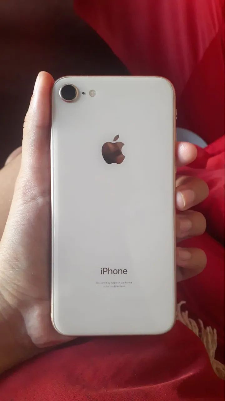 iPhone 8