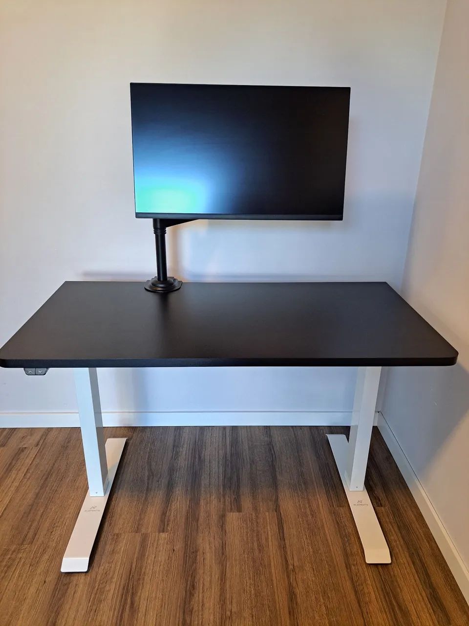Monitor Dell 27" 4K USB-C e Mesa Elements Misch - Foto 4
