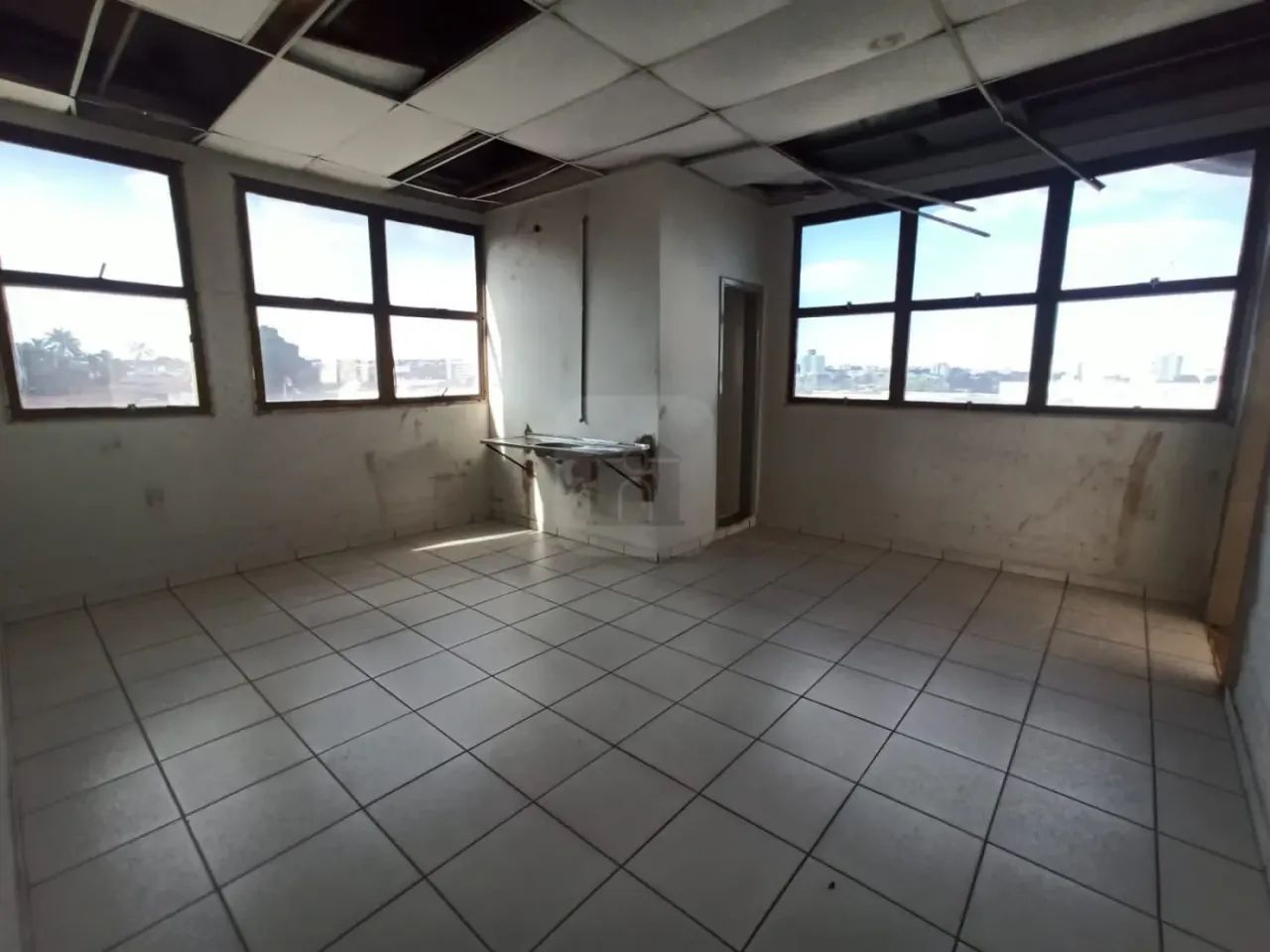 Prédio comercial para locação no bairro Nossa Senhora Aparecida - Foto 5