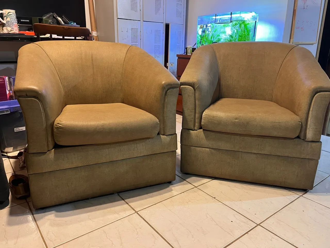 Duas poltronas tecido aquablock