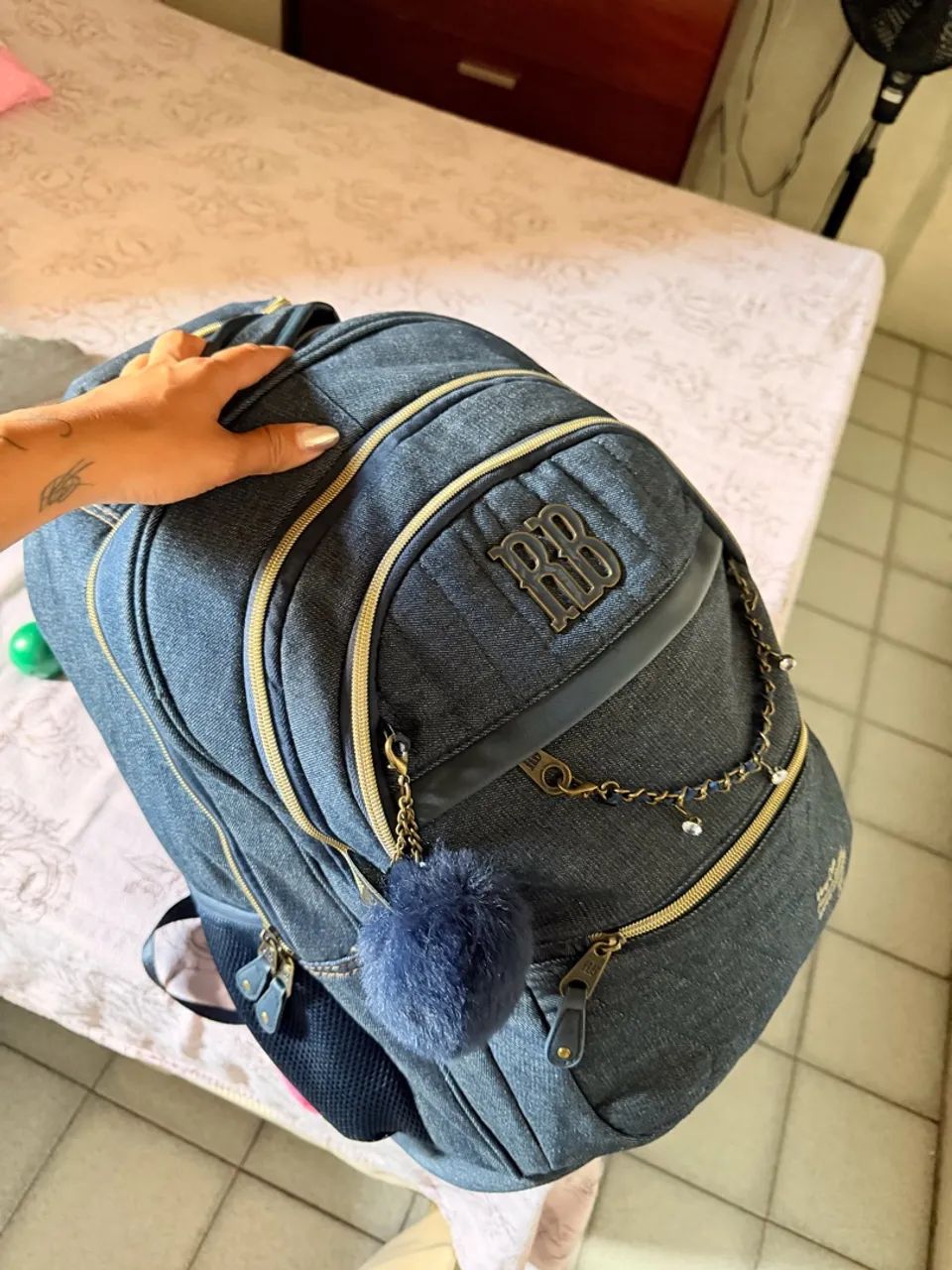 Mochila Rebeca bombom 