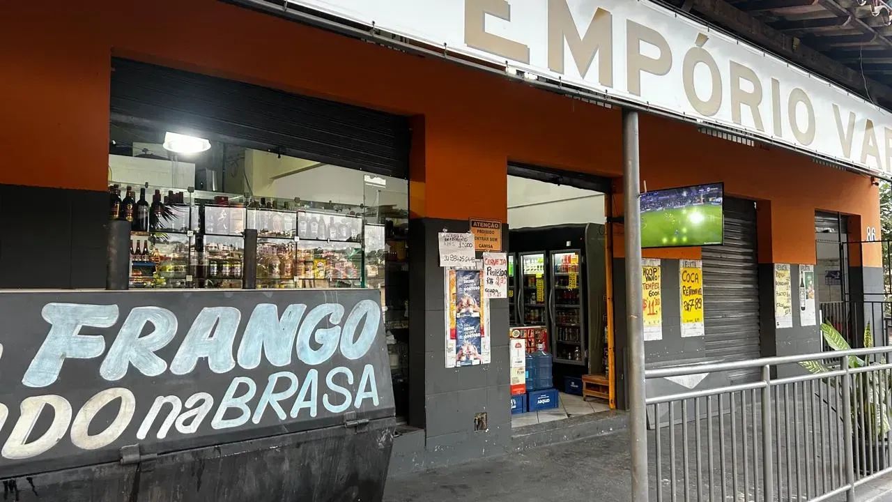 Ponto Comercial a venda - 4 lojas 290 m² - Foto 3