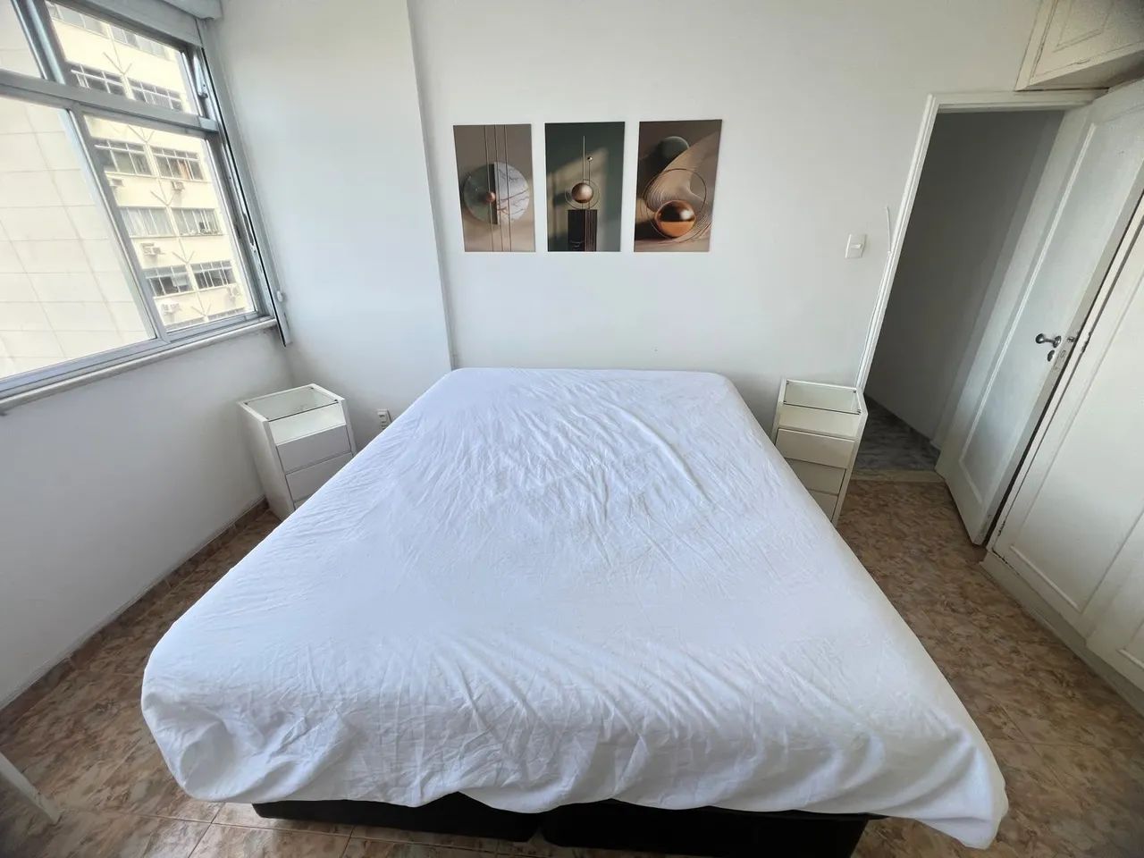 Cama queen com box baú excelente estado - Foto 4