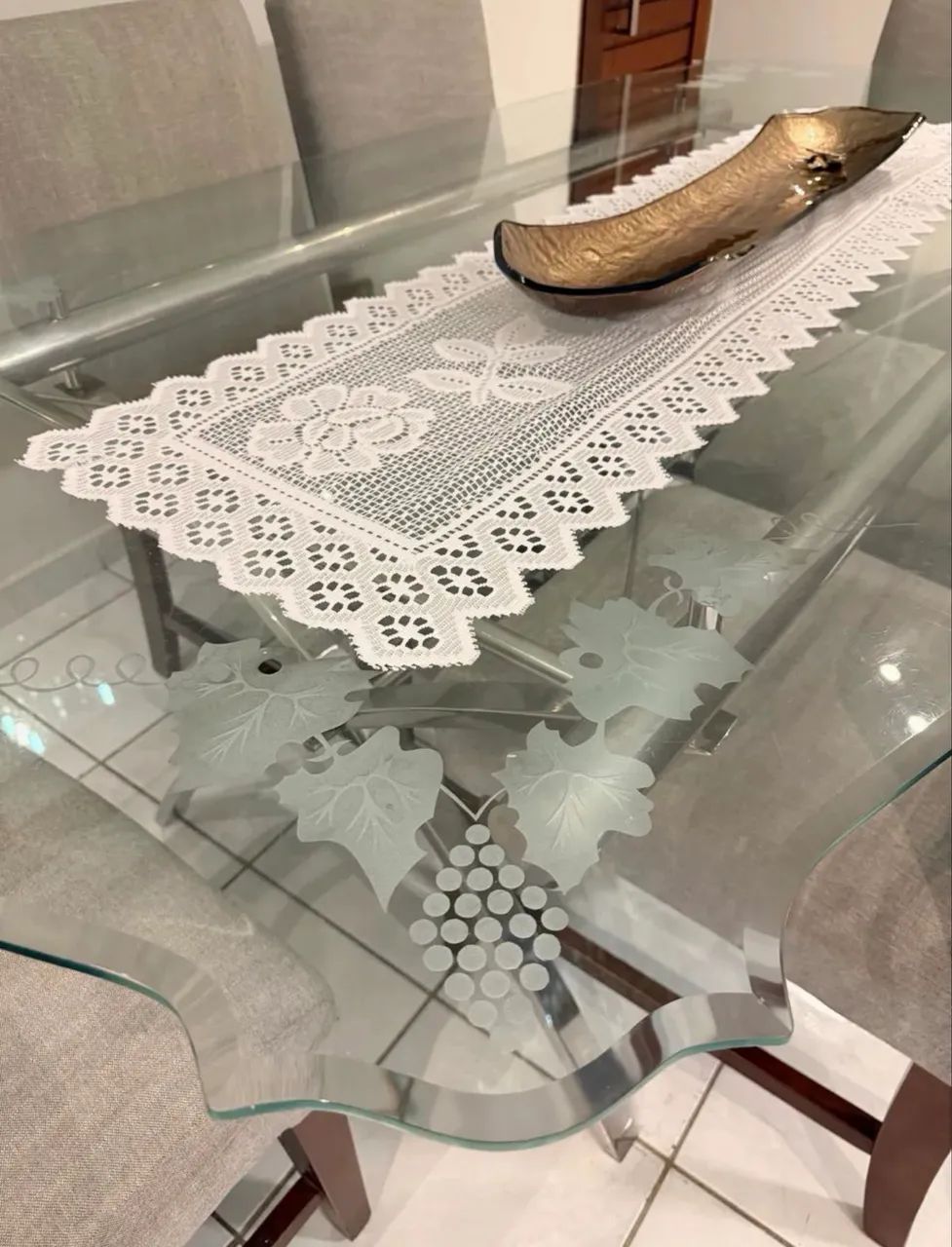 Mesa de jantar com cadeiras - Foto 4