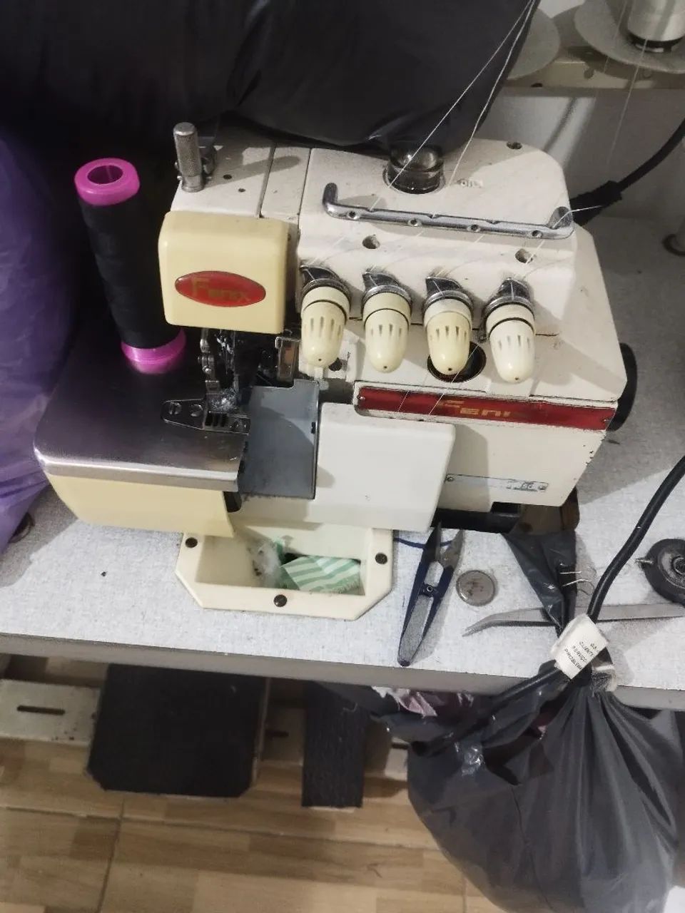 Máquina overloque industrial top 