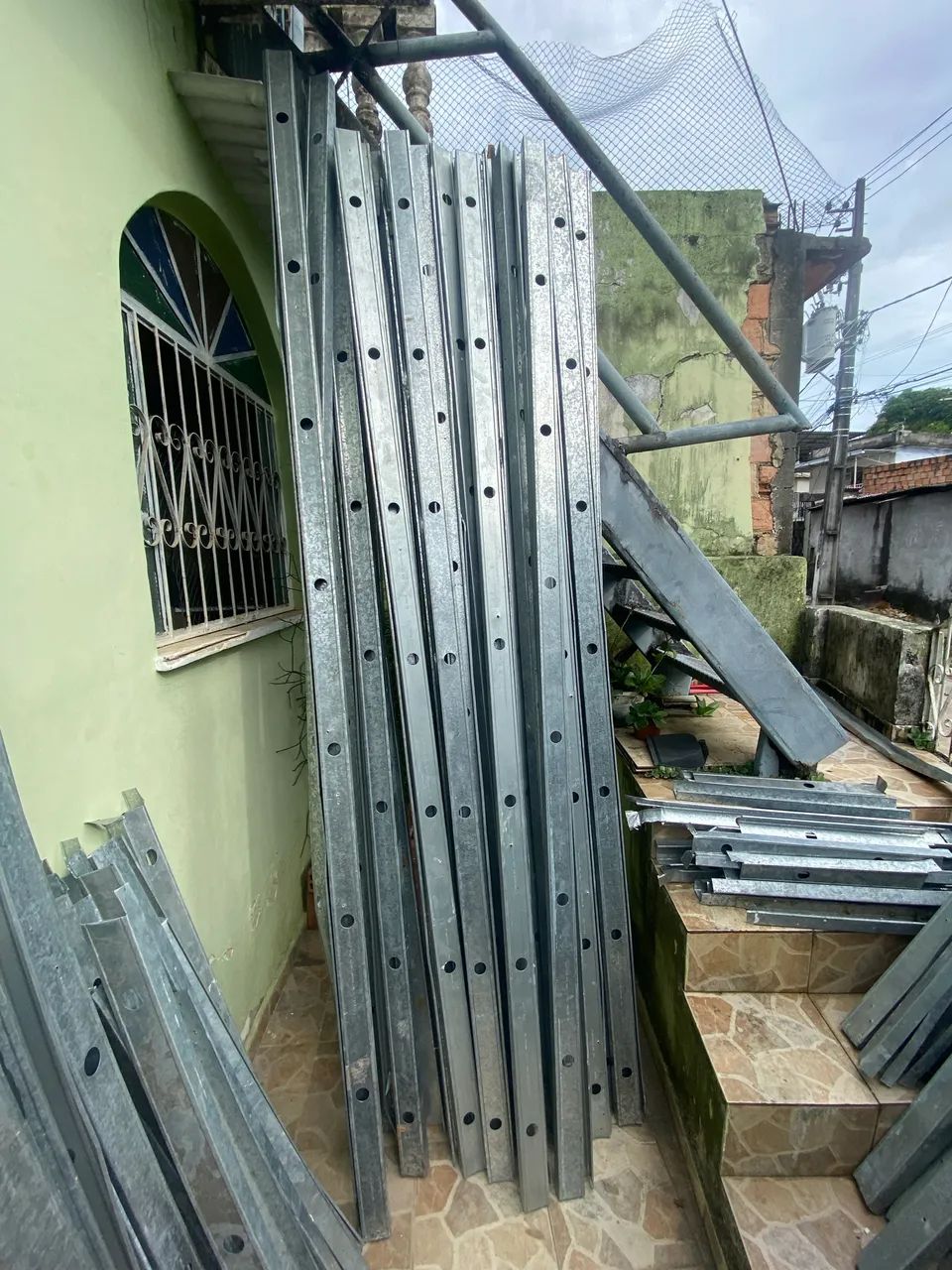 Perfil de gesso - Montante e Guia usado R$1000