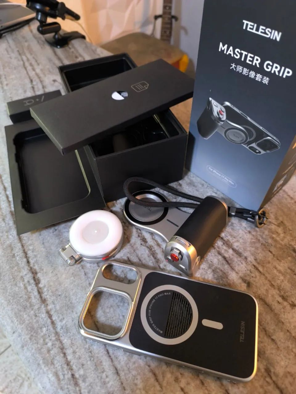 Kit Criação, Telesin Master Grip, iPhone 17 Pro Max - Foto 4
