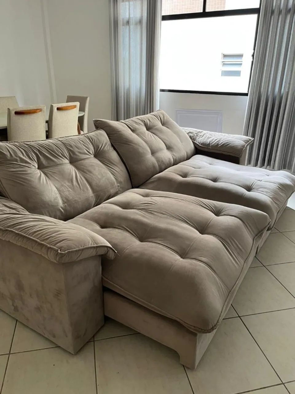 sofa precisa de reparo na cabeceira