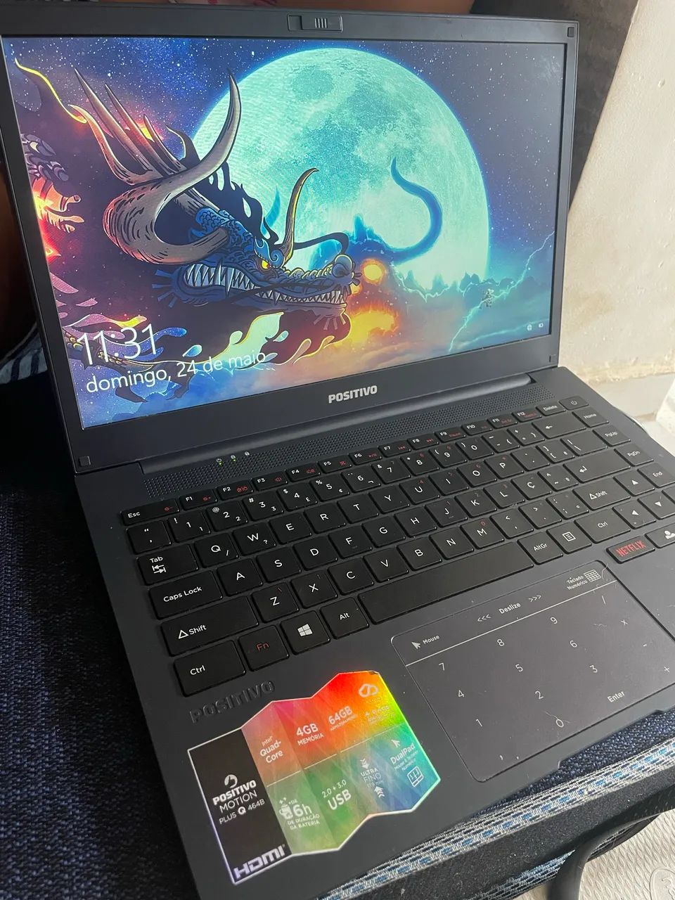 Notebook Positivo Motion Plus Q464B 4gb de ram 64gb de armazenamento 