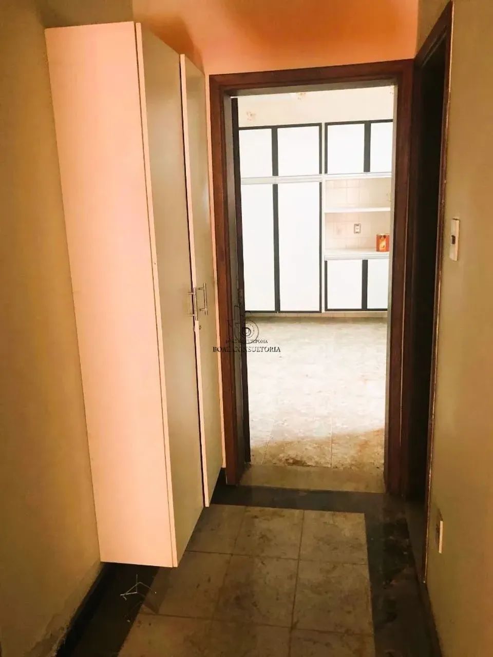 Imóvel Comercial de Alto Padrão: Versatilidade e Visibilidade Estratégica - Foto 5
