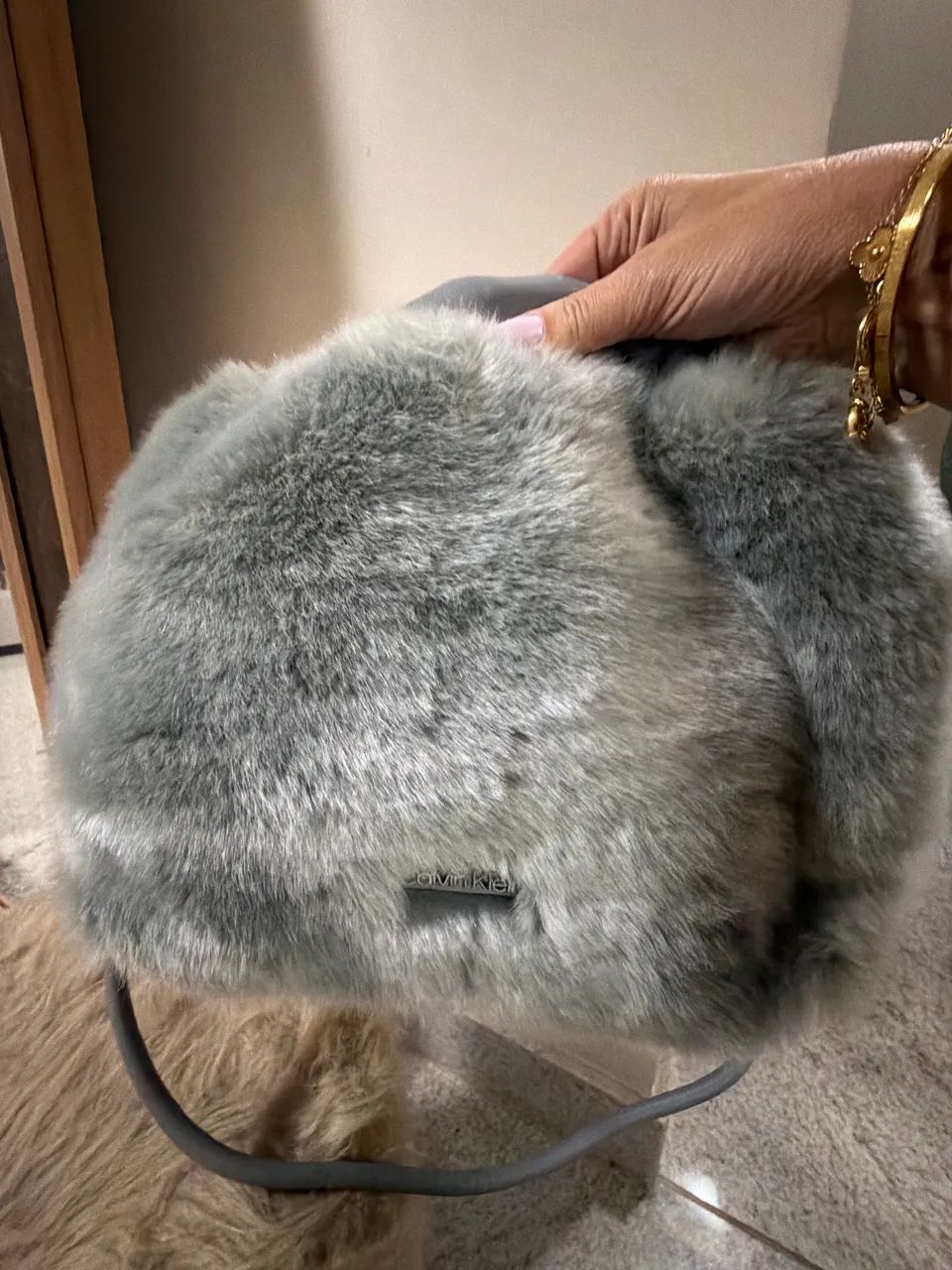 Bolsa Calvin Klein de pelo - Foto 5