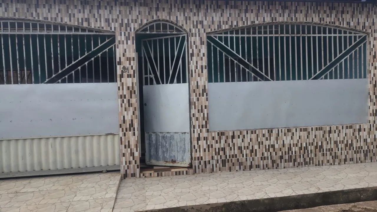 2 casas a venda 