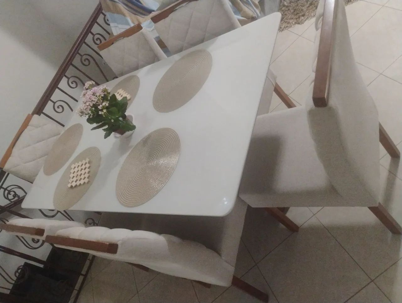 Mesa de jantar com 6 cadeiras  - Foto 2