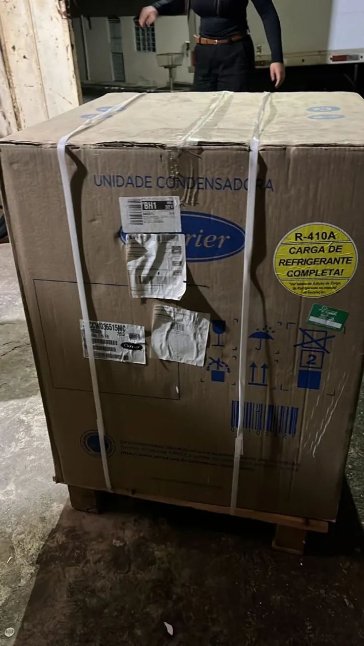 Vendo Ar condicionado  CARRIER  36k<br>36K - Foto 2