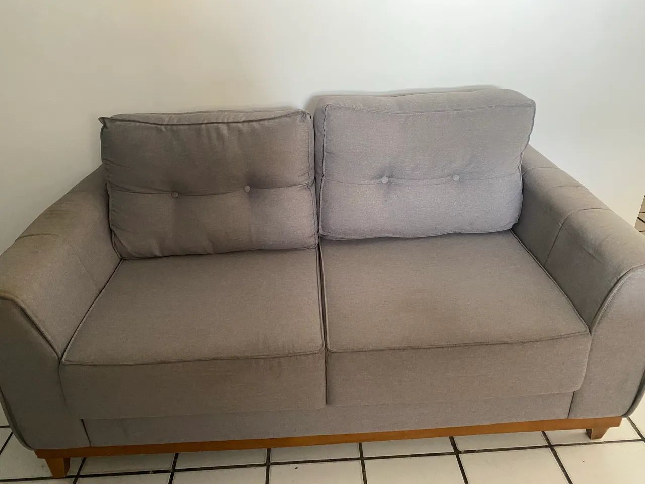 Sofá + cadeiras - Foto 2