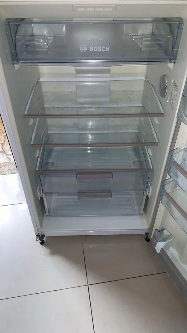 Geladeira com defeito  - Foto 2