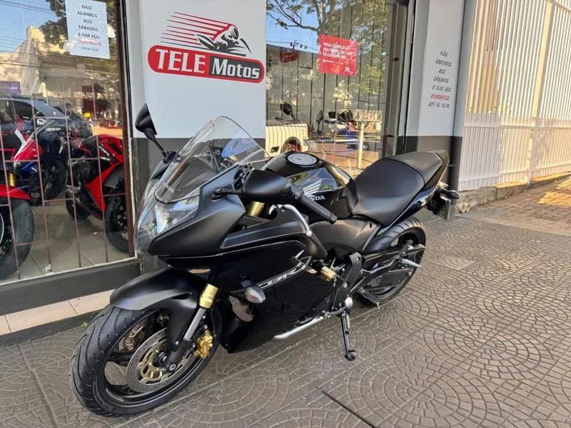 HONDA CBR 600F 2012 - Foto 4