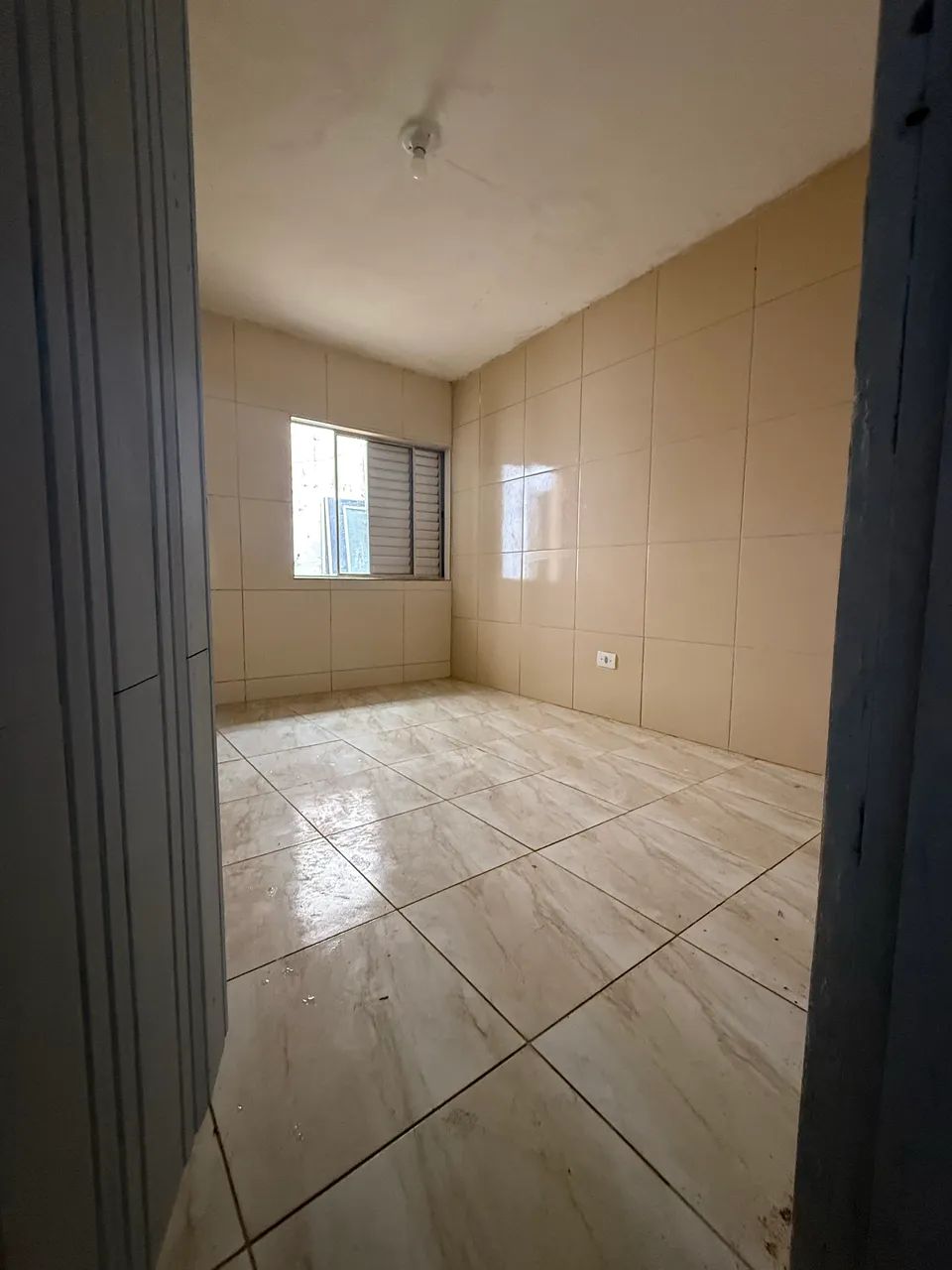 Alugo duas casas com 2 quartos e um Box para comércio   - Foto 2