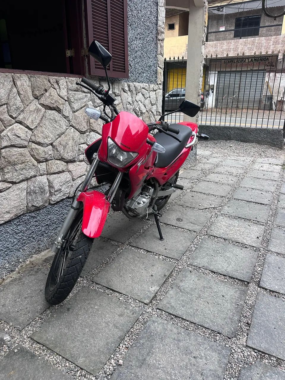 Falcon 400cc - Foto 4