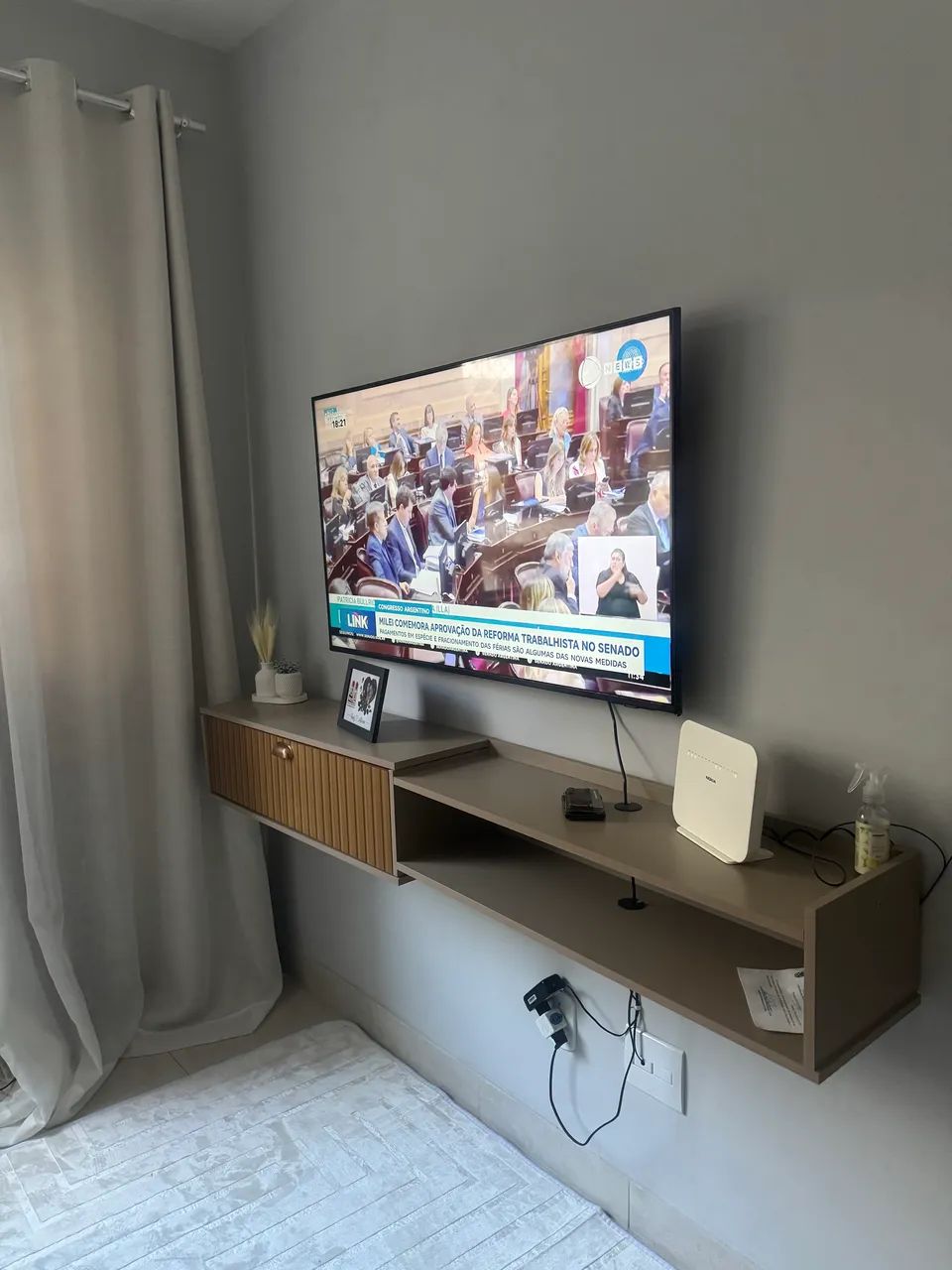 Vende-se painel tv até 75 polegadas 