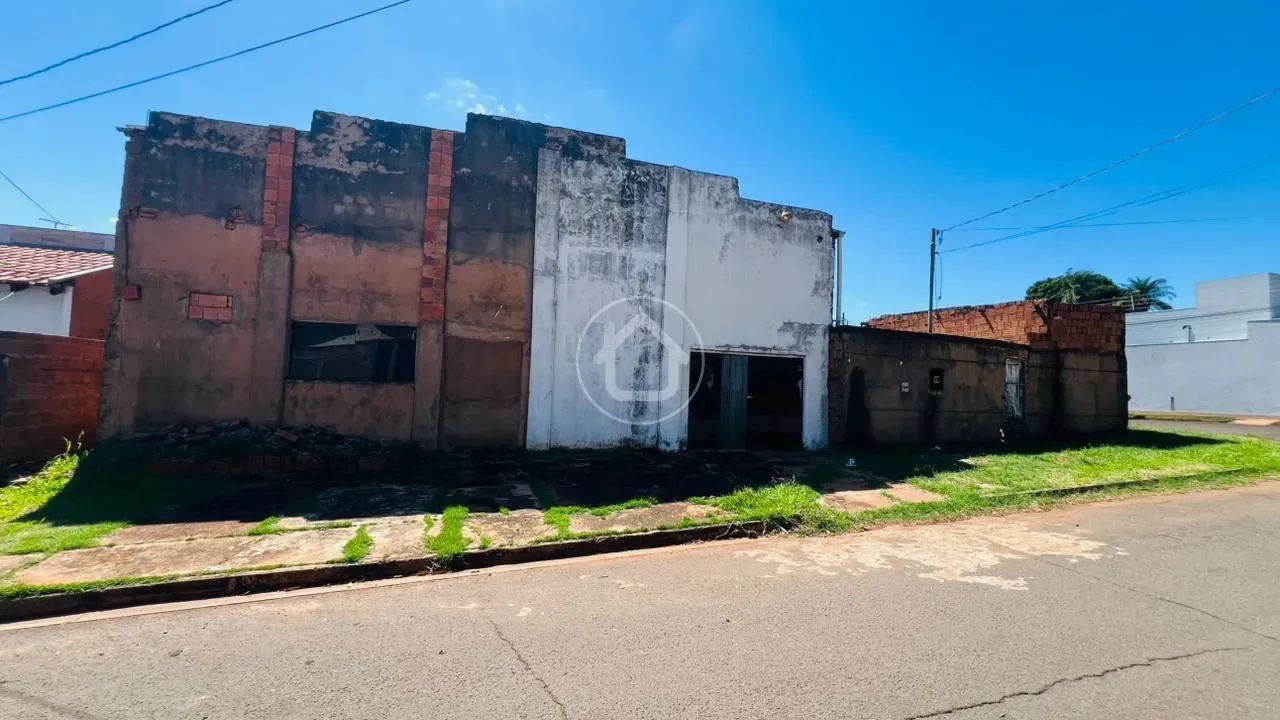 GALPÃO COMERCIAL NO JARDIM MONTEVIDEU - Foto 2