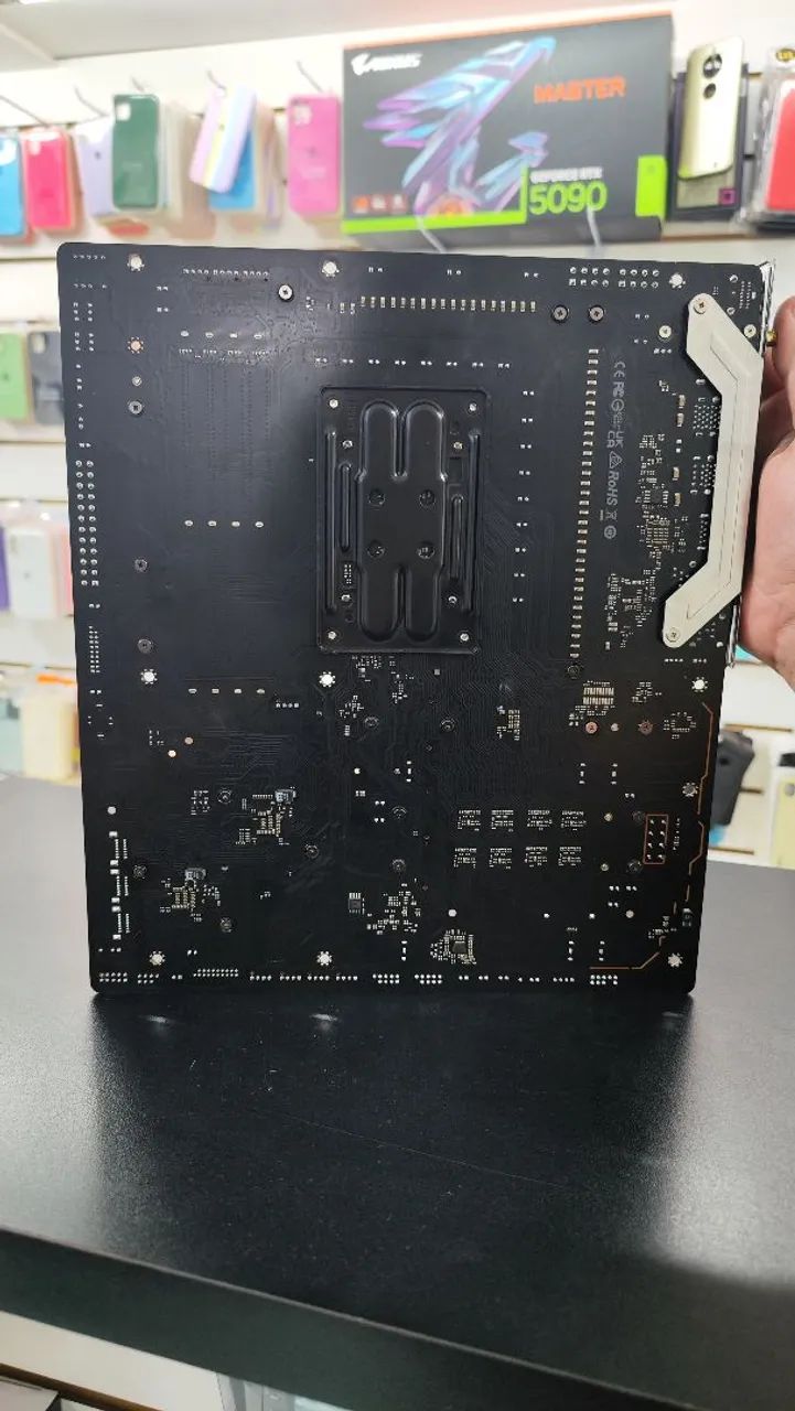 Placa mãe Asrock x870e Taichi lite - Foto 3