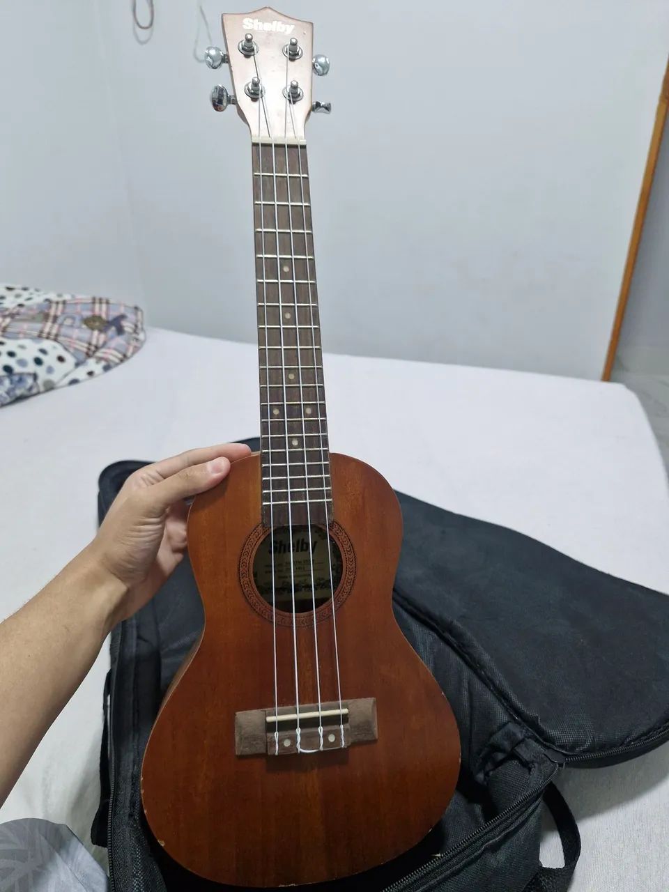 Ukulele com peças - Foto 2