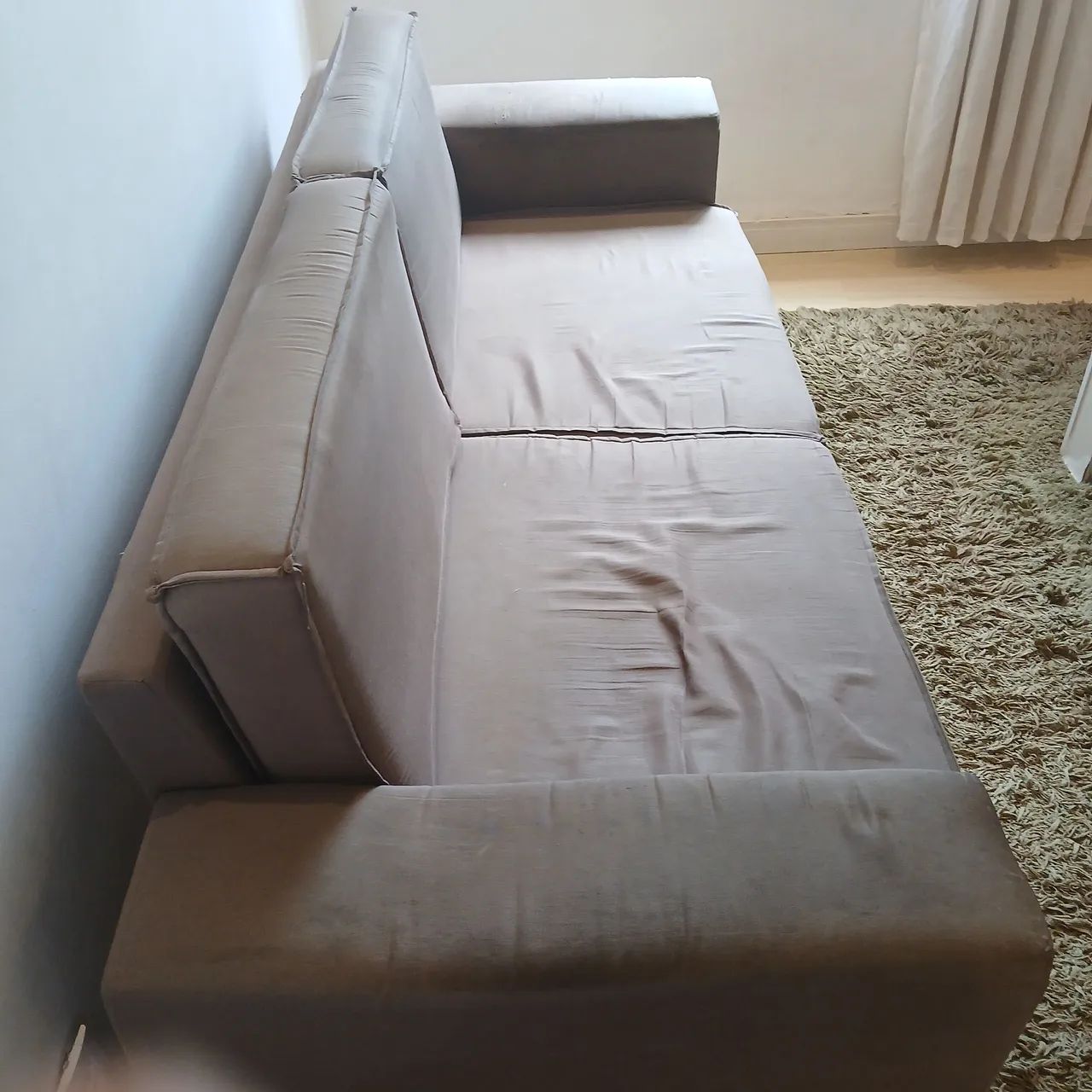 Vendo sofá usado em bom estado 600.00