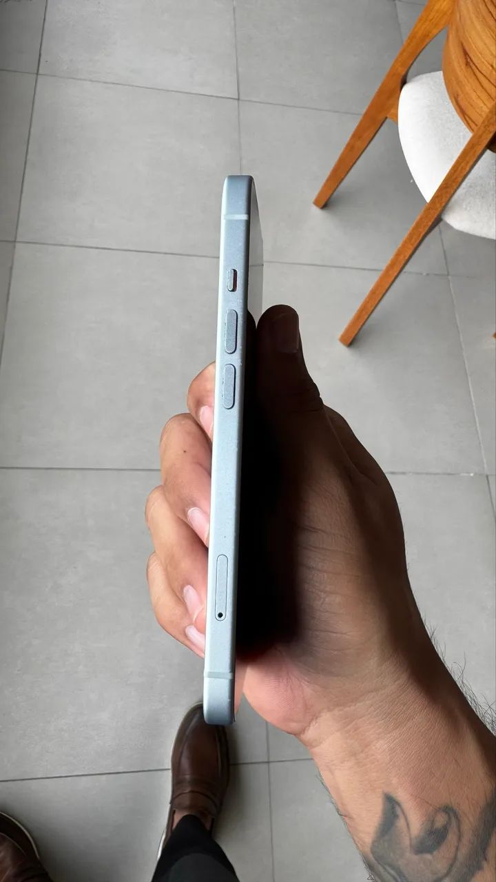 IPHONE 15 128gb AZUL - Foto 4