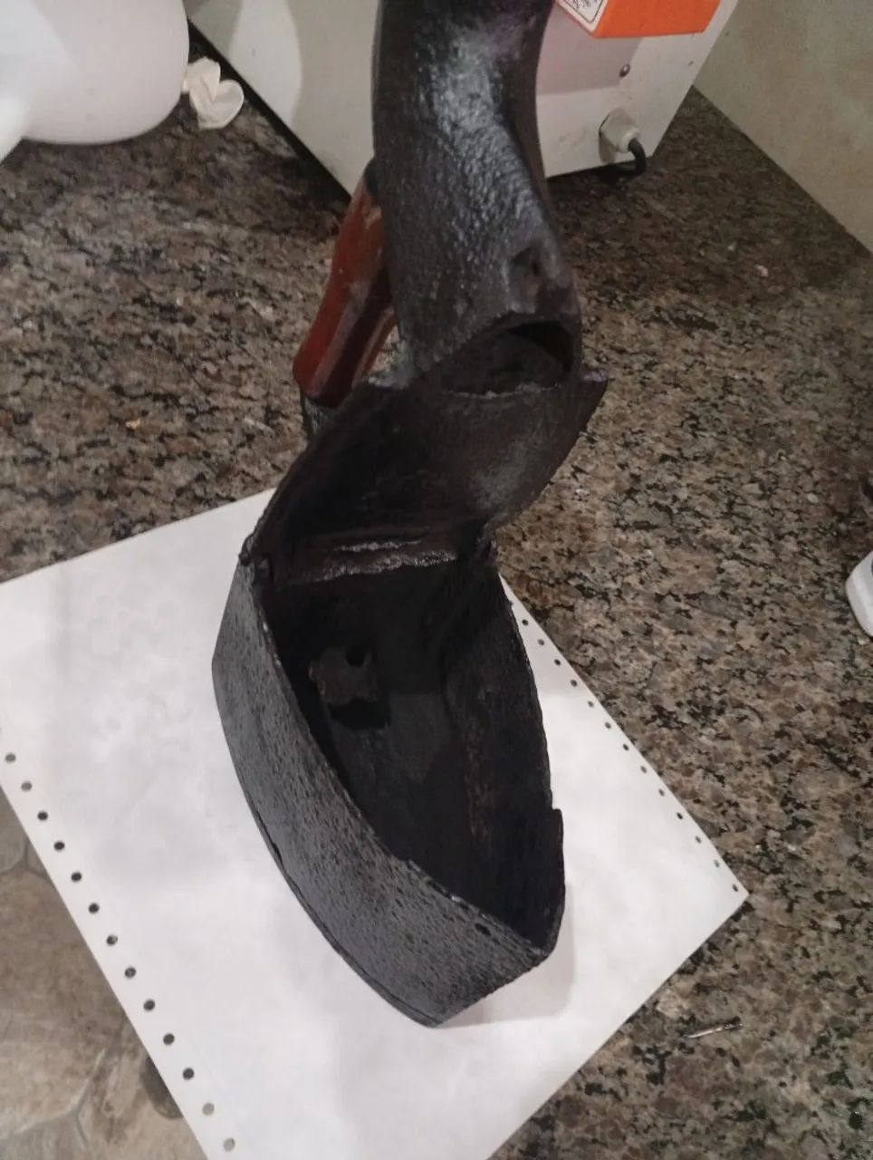 Ferro de passar roupa antigo  - Foto 3
