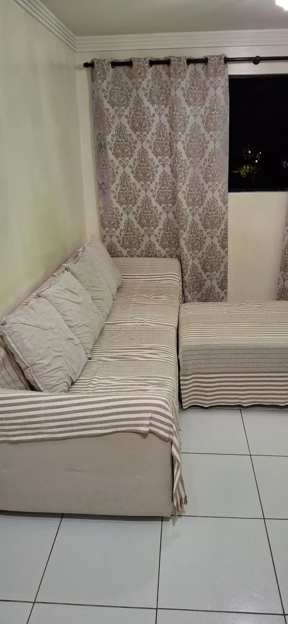 SOFÁ E MESA 700,00 - Foto 3