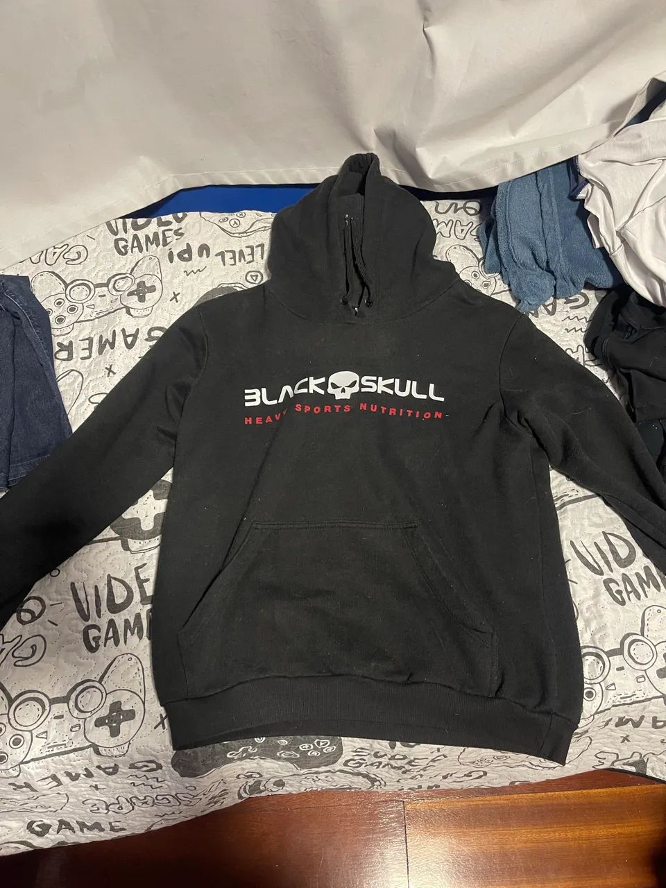 Roupas, P,M, mangas curtas, longas, shorts, moletom e bonés - Foto 5