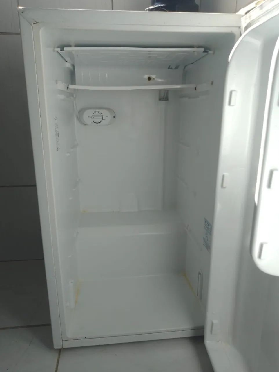 FRIGOBAR ELECTROLUX  - Foto 2