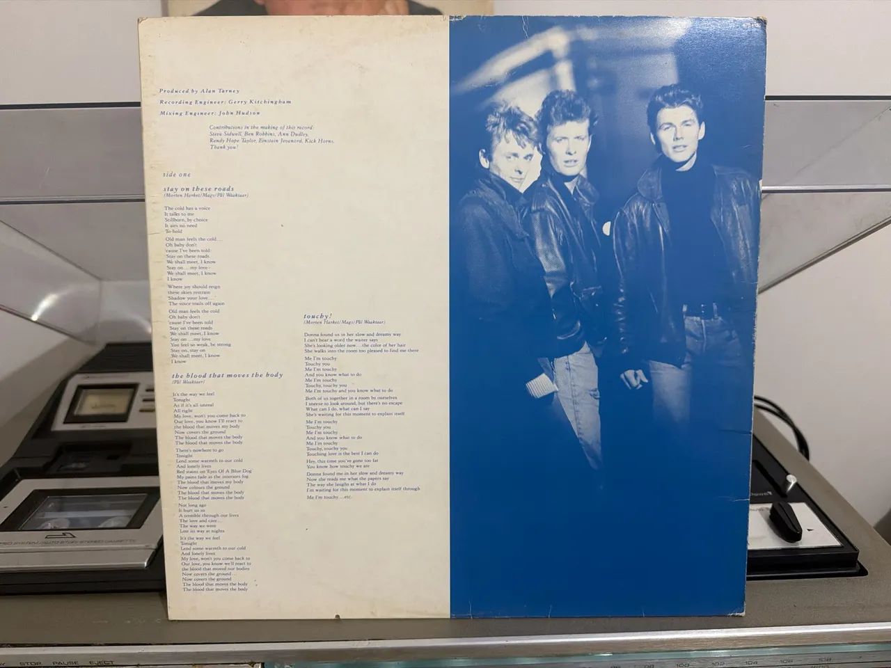 Disco de Vinil LP - A-ha - Stay oh These Roads - Foto 4