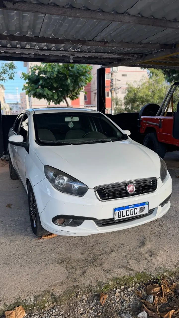 Fiat Grand Siena ESSENCE 1.6 FLEX 16V 2016
