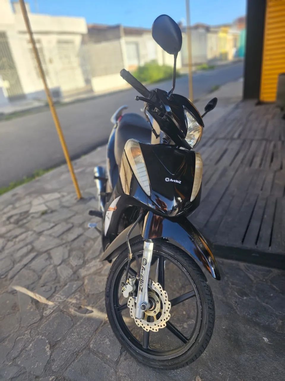 Avelloz 2021