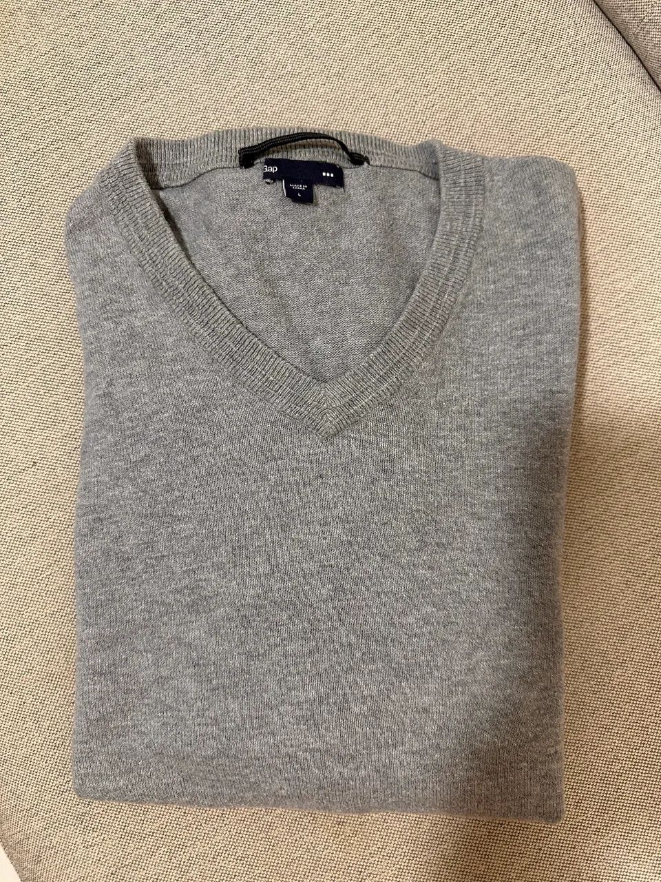 Casaco original da GAP, tamanho G, comprado nos EUA ? 