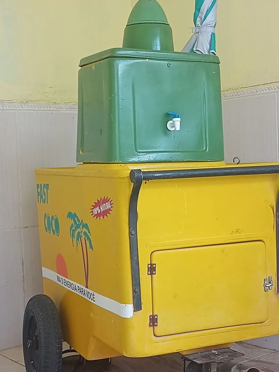 Carrinho de água de coco em fibras - Foto 2