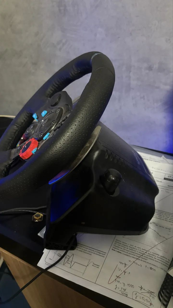 vendo volante logitech g29 PC, PS4, PS5 - Foto 2