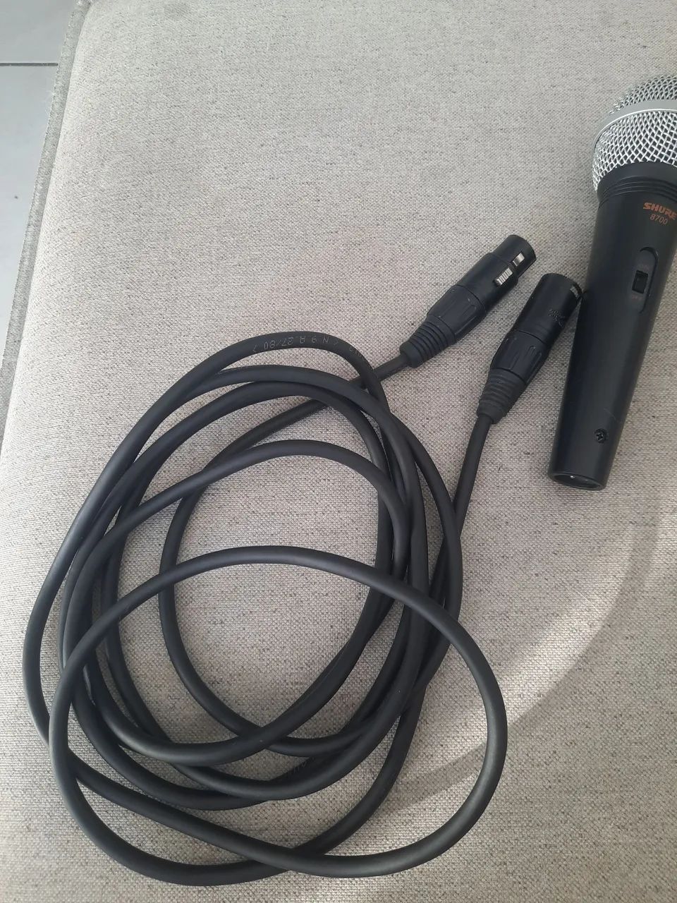 Microfone Shure 8700 - Estado de Novo | Completo com Cabo e Caixa - Foto 4