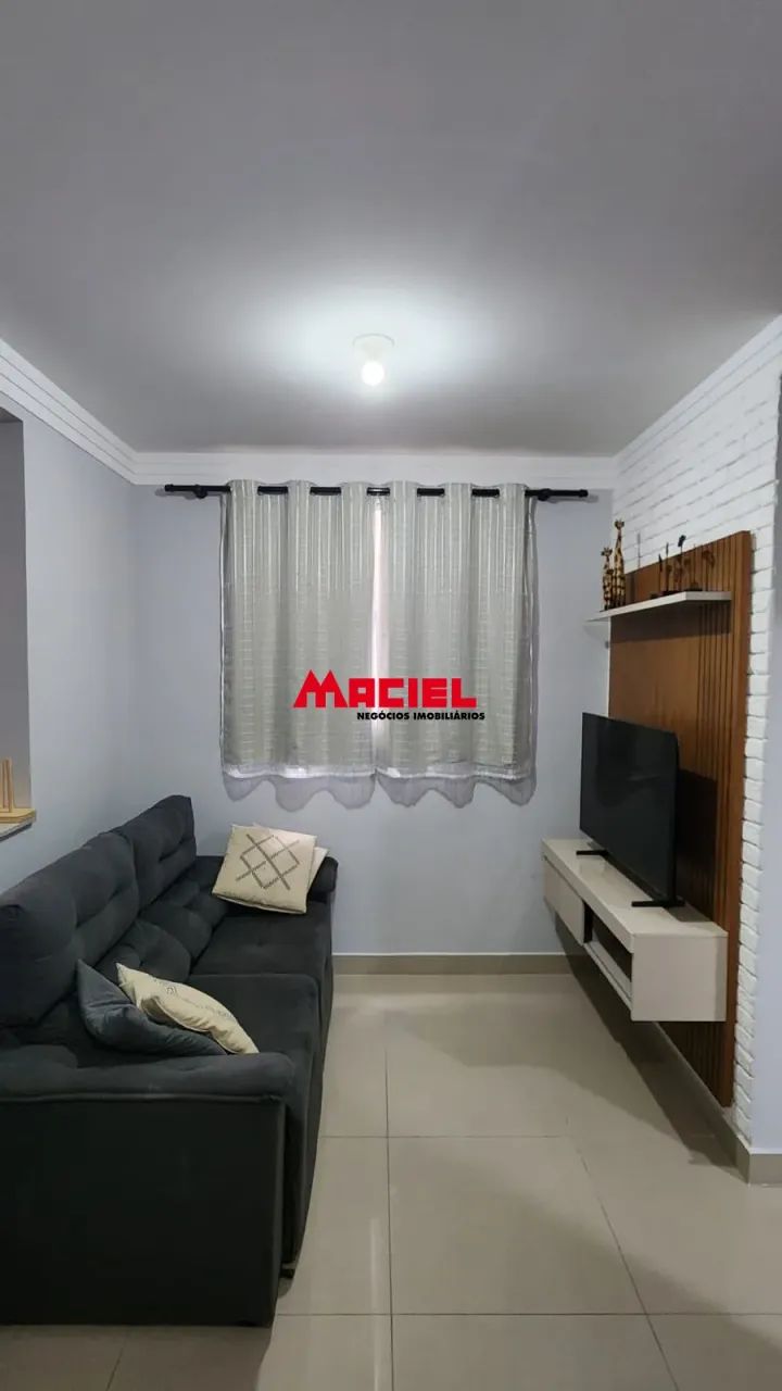 APARTEMENTO REFORMADO E MOBILIADO, PRONTO PARA MORAR!