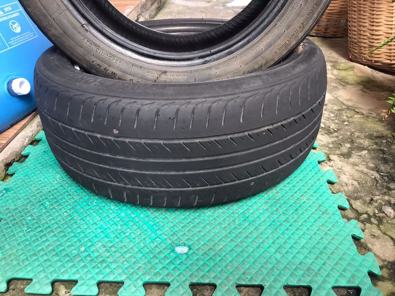 Vendo pneus 